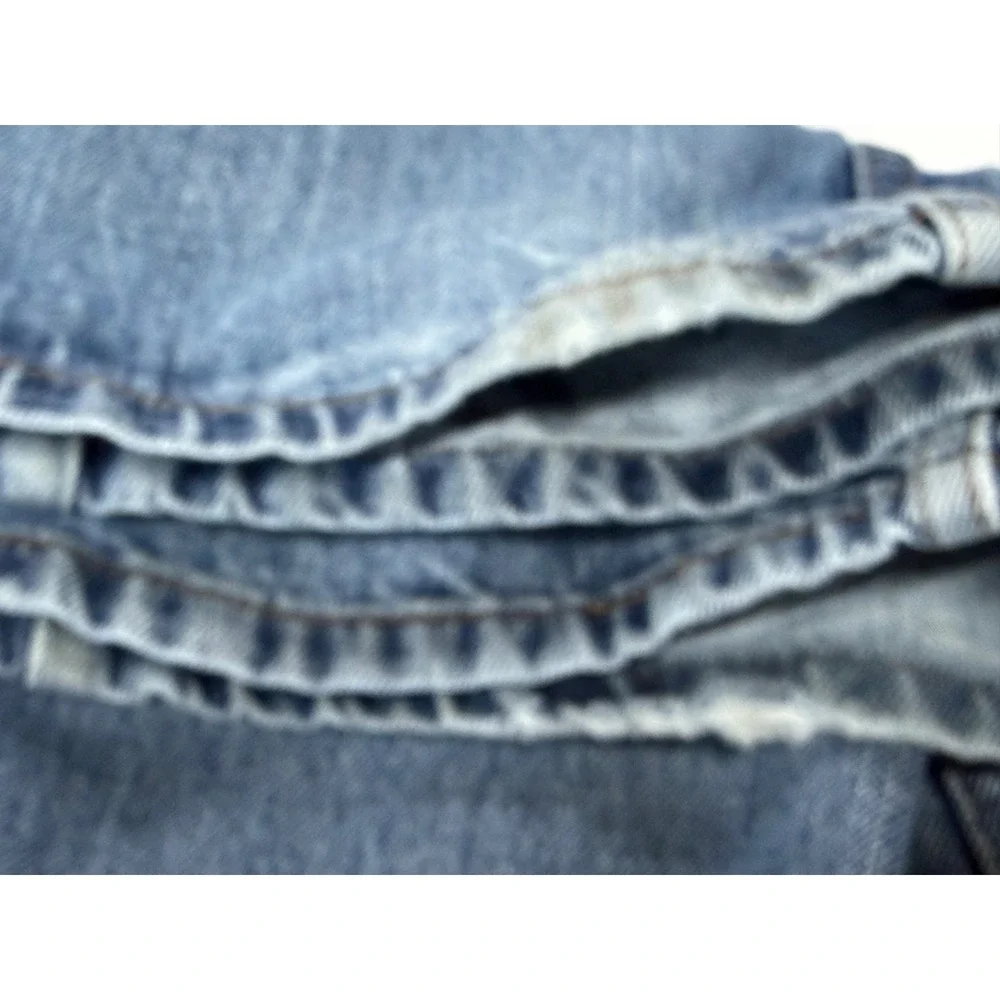 VTG Levis 505 Regular Fit Jeans Mens 38x30 Medium Wash Blue Straight Leg (CC19)
